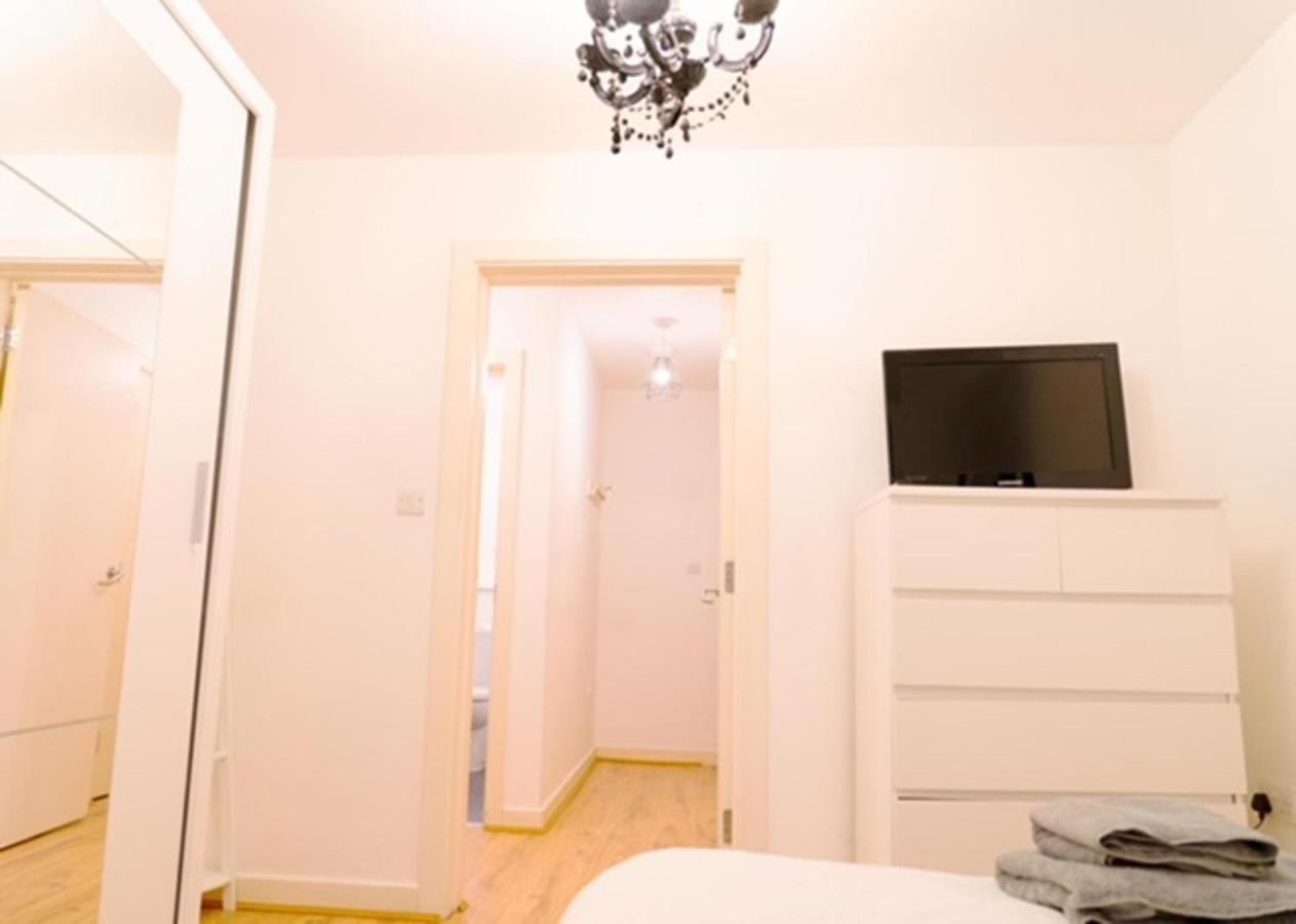 Appartement 1 Bed - Sleeps 2 - 7 Min Walk To Hackney Station à Londres Extérieur photo